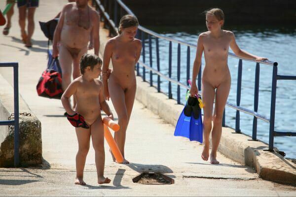 Family nudism - vacation spot of nudists | Russianbare