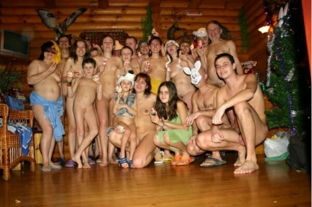 Nudists in a sauna meet new year - Purenudism photo | Russianbare